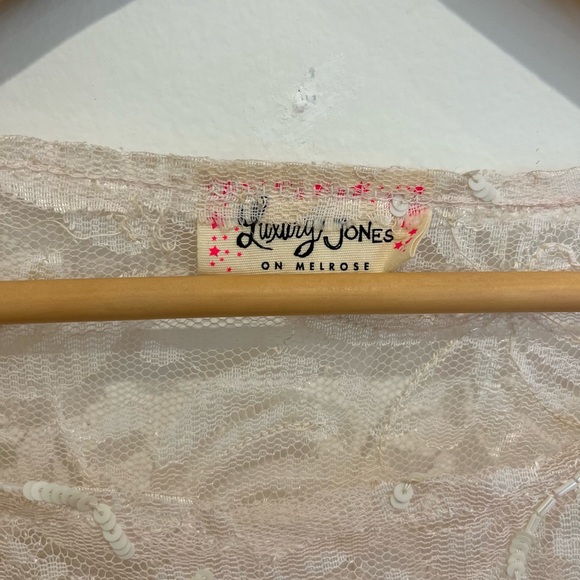 Luxury Jones One-of-a-kind Top - Picture 4 of 4